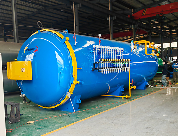 環(huán)氧樹脂旅行箱熱壓罐